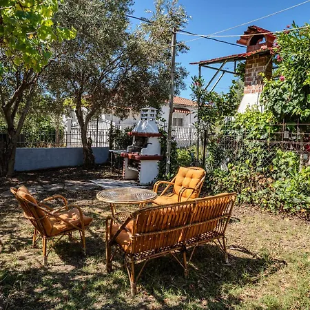 Feel Greek Hospitality #χ009